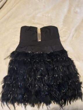 LORAGAL Feather Strapless Mini Dress